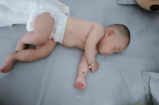 无为怀孕多久会显肚子